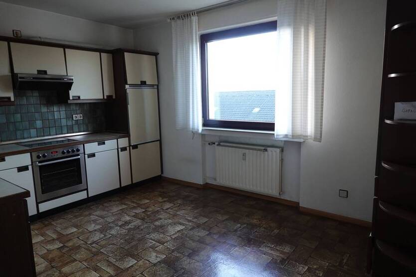 Großzügige 4-ZImmer-ETW über 2 Etagen inkl. Garage und üppigem Rücklagenanteil 4 zimmer