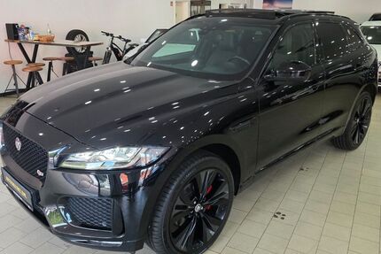 Jaguar F-Pace 151.005 km 20.990 &euro; Recklinghausen 45661