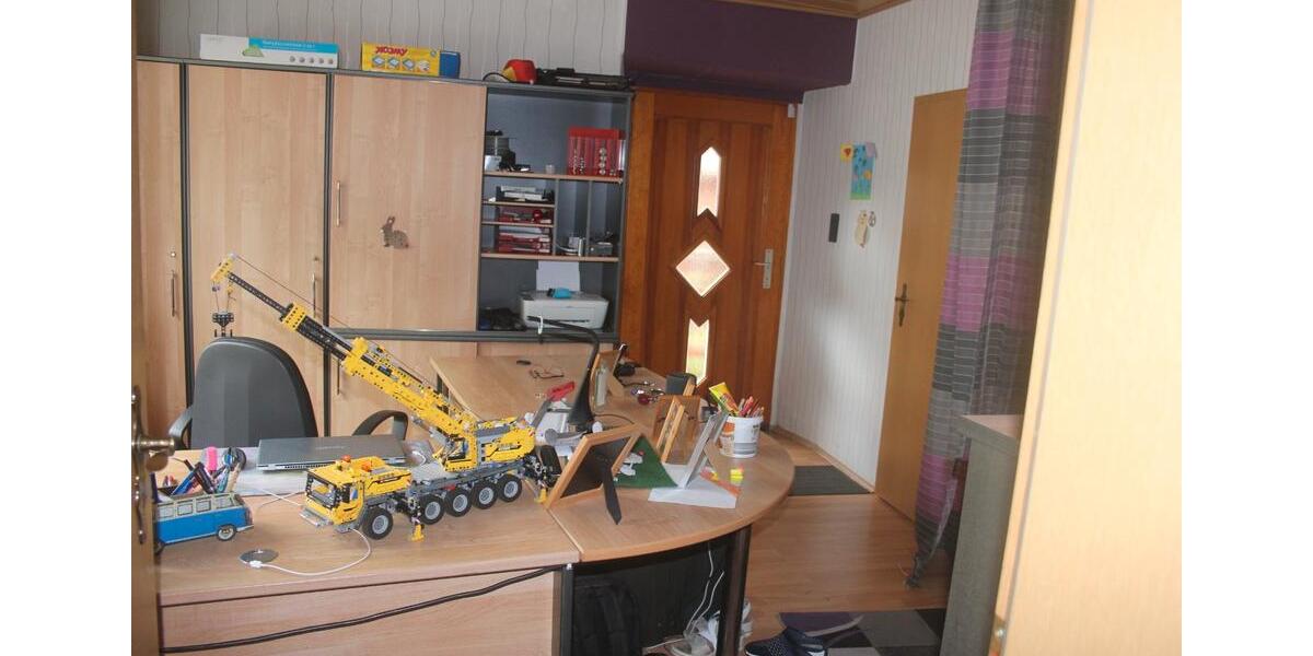 Erdgeschoßwohnung Gelsenkirchen Erle - 5 Zimmer, 180 m&sup2;, 229.000&euro; | Angebot:27002739