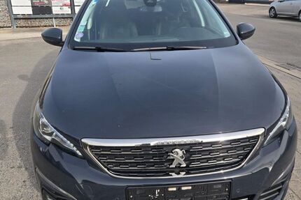 Peugeot 308 103.000 km 10.890 &euro; Gelsenkirchen 45884