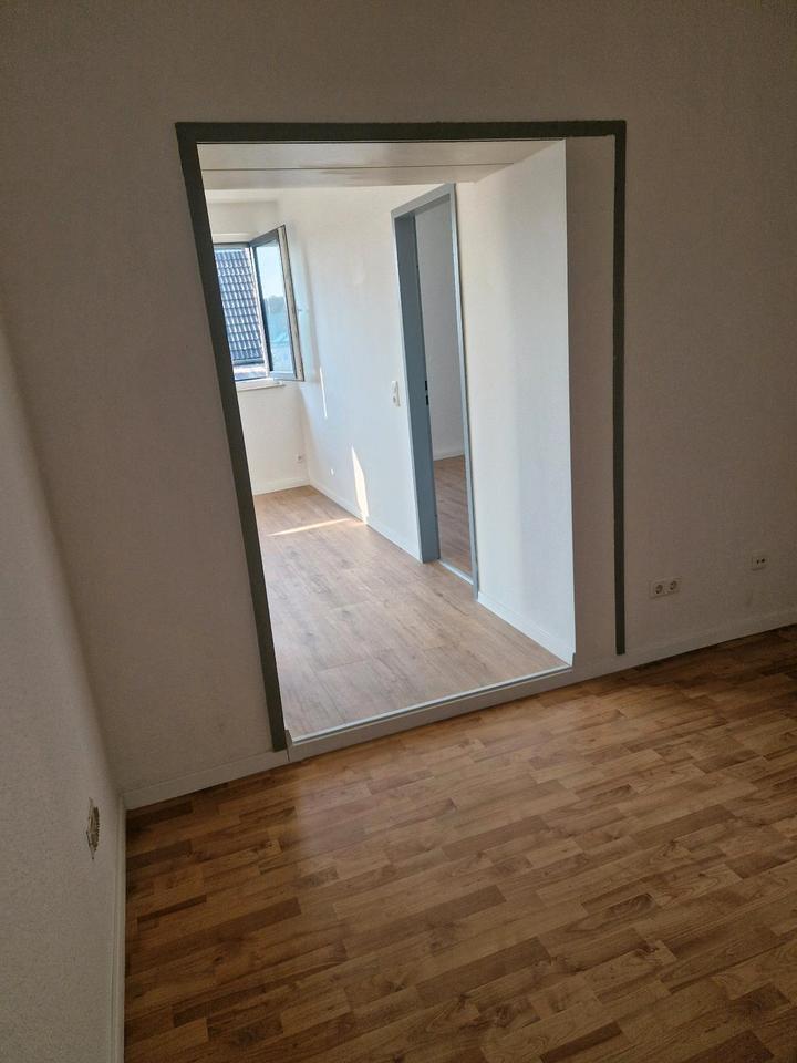 117 qm Immobilie für Praxis oder Büro ausgestattet zimmer