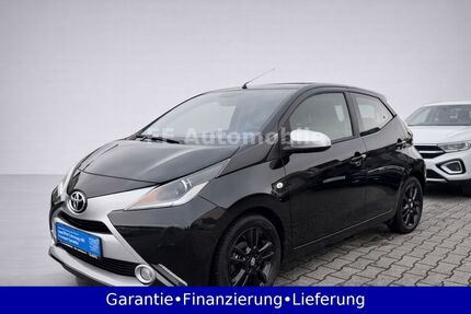 Toyota Aygo (X) 76.000 km 7.666 &euro; Recklinghausen 45661