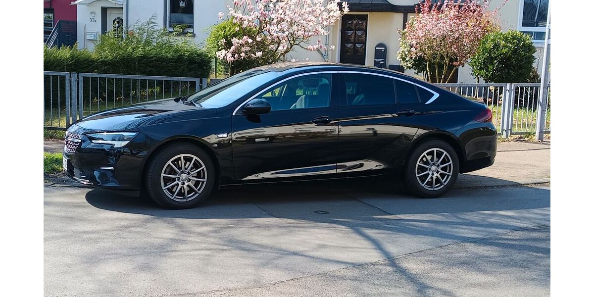 Opel Insignia 53.000 km 18.890 &euro; bottrop 46240