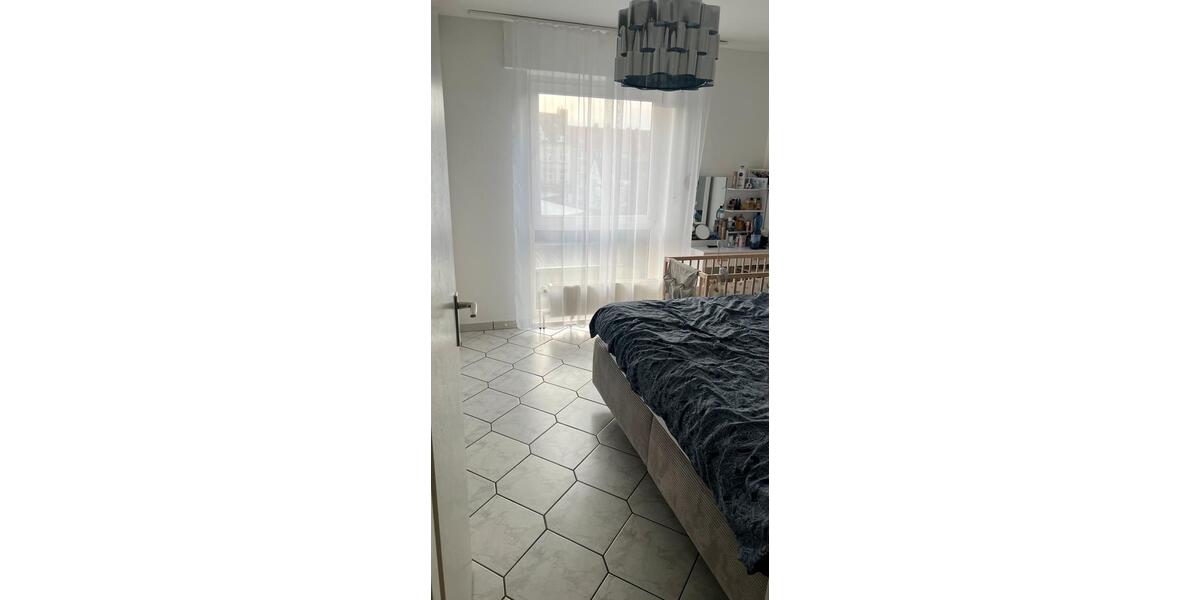 Etagenwohnung Gelsenkirchen - 3.5 Zimmer, 77 m&sup2;, 165.000&euro; | Angebot:27096124