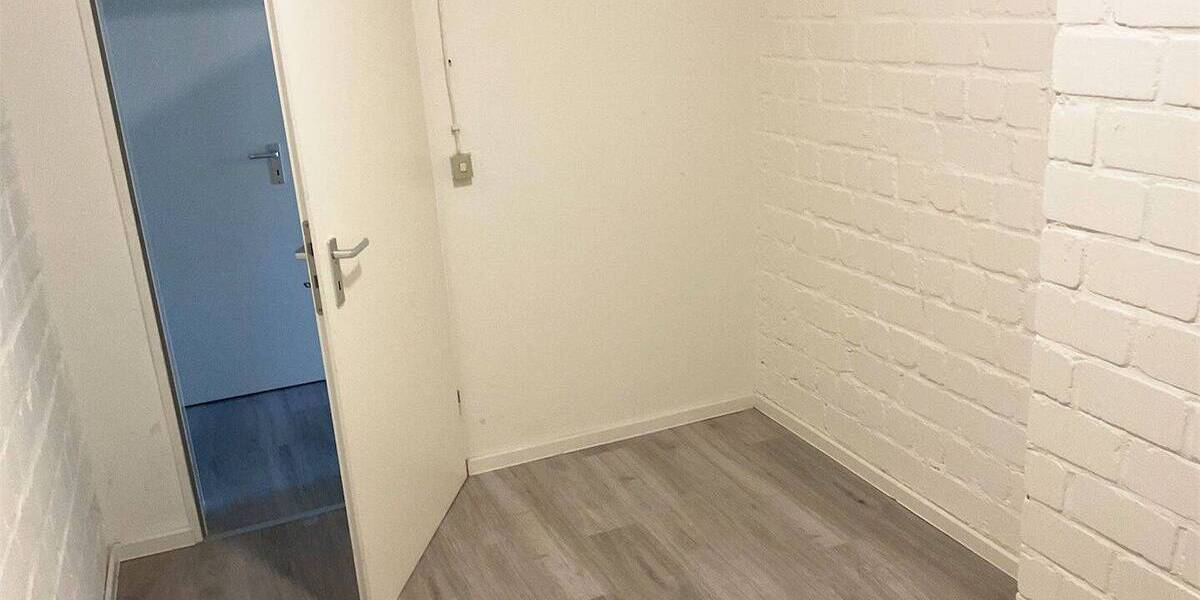 Etagenwohnung Bochum Querenburg - 5 Zimmer, 125 m&sup2;, 990&euro; | Angebot:26627294