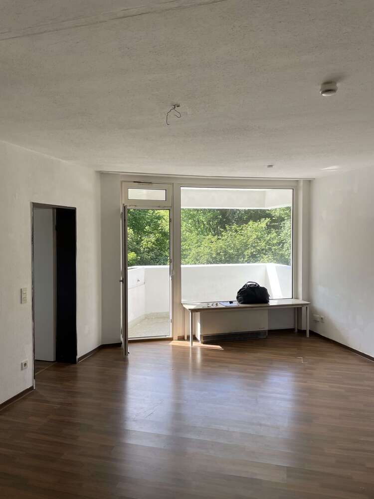 Wohnung zum Mieten in Essen 330 € 41.87 m²