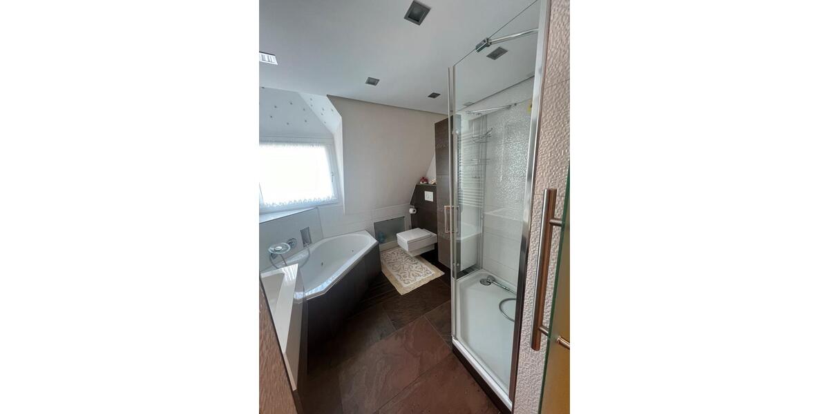 Einfamilienhaus Gelsenkirchen Gelsenkirchen-Mitte - 13 Zimmer, 255 m&sup2;, 659.000&euro; | Angebot:26908923