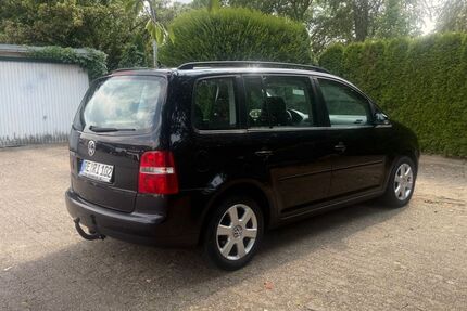 VW Touran 243.649 km 1.449 &euro; Dorsten 46282