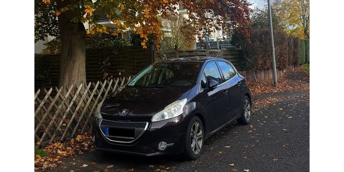 Peugeot 208 95.500 km 6.550 &euro; Herne 44629
