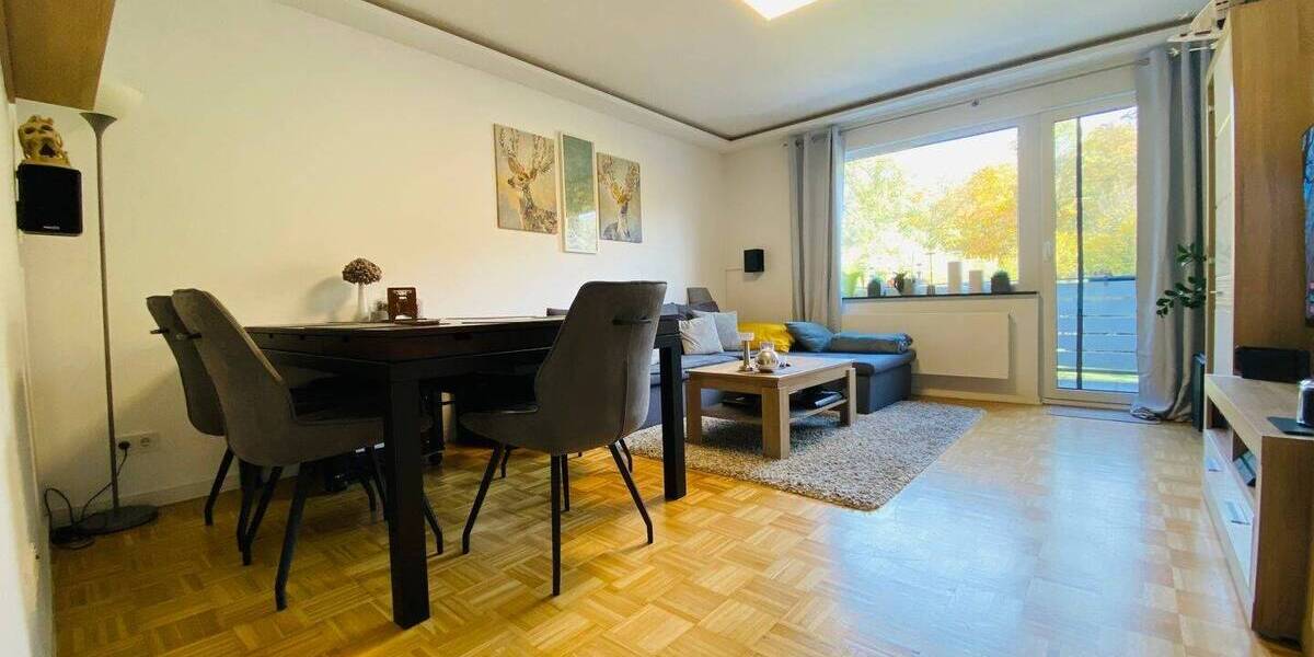 Helle 2-Zimmer-Eigentumswohnung mit Balkon und PKW-Garage 2 zimmer