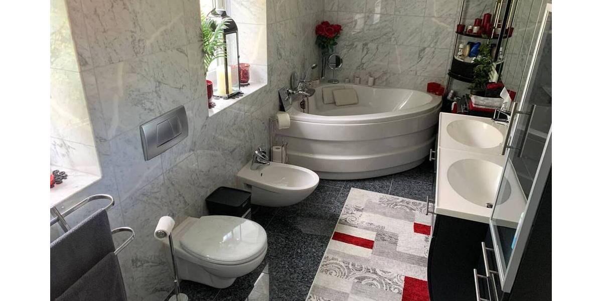 Etagenwohnung Gelsenkirchen Rotthausen - 5 Zimmer, 126 m&sup2;, 225.000&euro; | Angebot:26153990