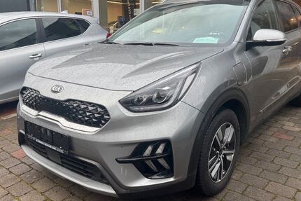 Kia Niro 35.360 km 20.490 &euro; Dorsten 46282