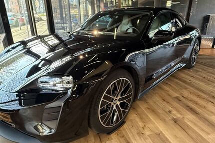 Porsche Taycan 62.448 km 57.750 &euro; Dortmund 44139