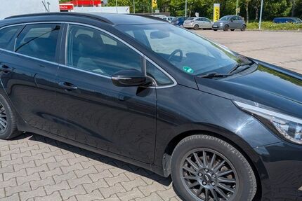 Kia ceed Sportswagon 106.000 km 7.500 &euro; Essen 45326