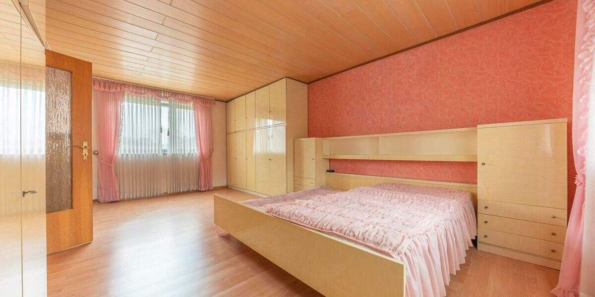 Reihenmittelhaus Dortmund Scharnhorst - 3 Zimmer, 124 m&sup2;, 339.000&euro; | Angebot:24470991