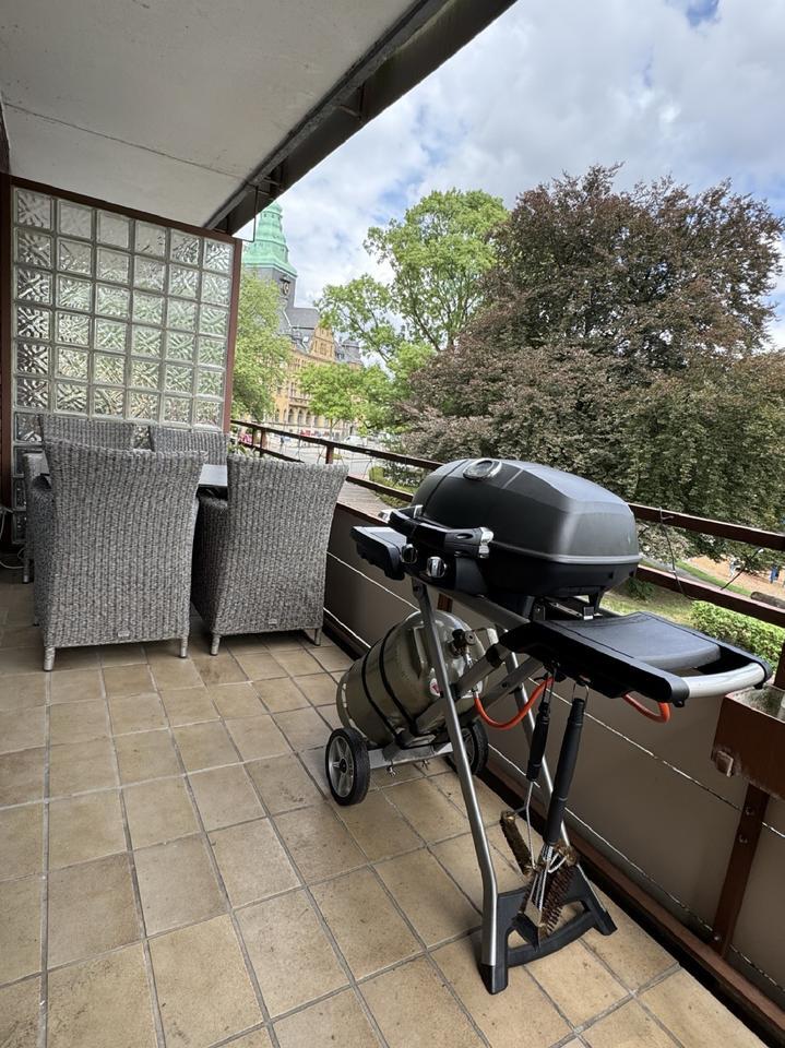 Gehobene Eigentumswohnung nahe Erlbruchpark mit Balkon und Garage zimmer