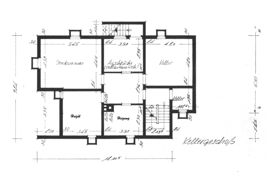 Wohnhaus mit aktuell zwei Wohnungen, einem Gästezimmer und Keller zimmer