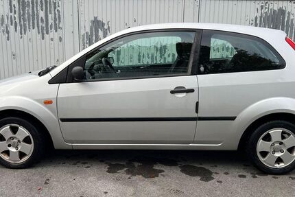 Ford Fiesta 126.000 km 1.900 &euro; Dortmund 44309