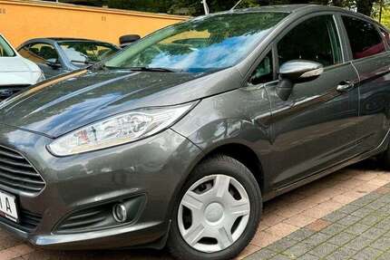 Ford Fiesta 150.000 km 4.990 € Dortmund 44263