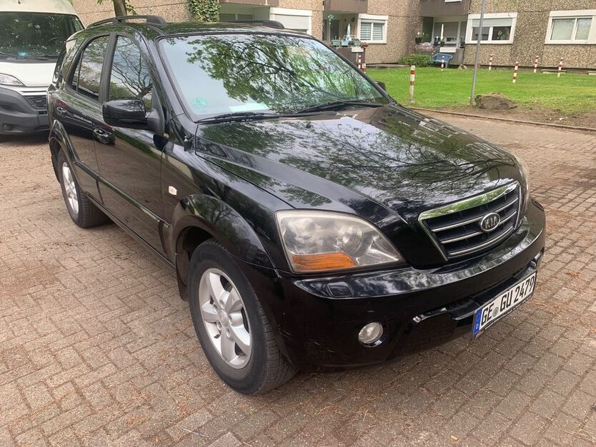 Kia Sorento 245.000 km 3.300 € Bottrop 46238