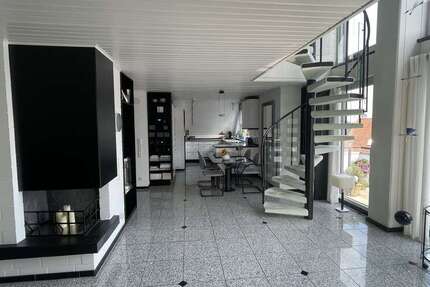 Wohnung zum Kaufen in Essen 259.000 € 75 m² 2 zimmer