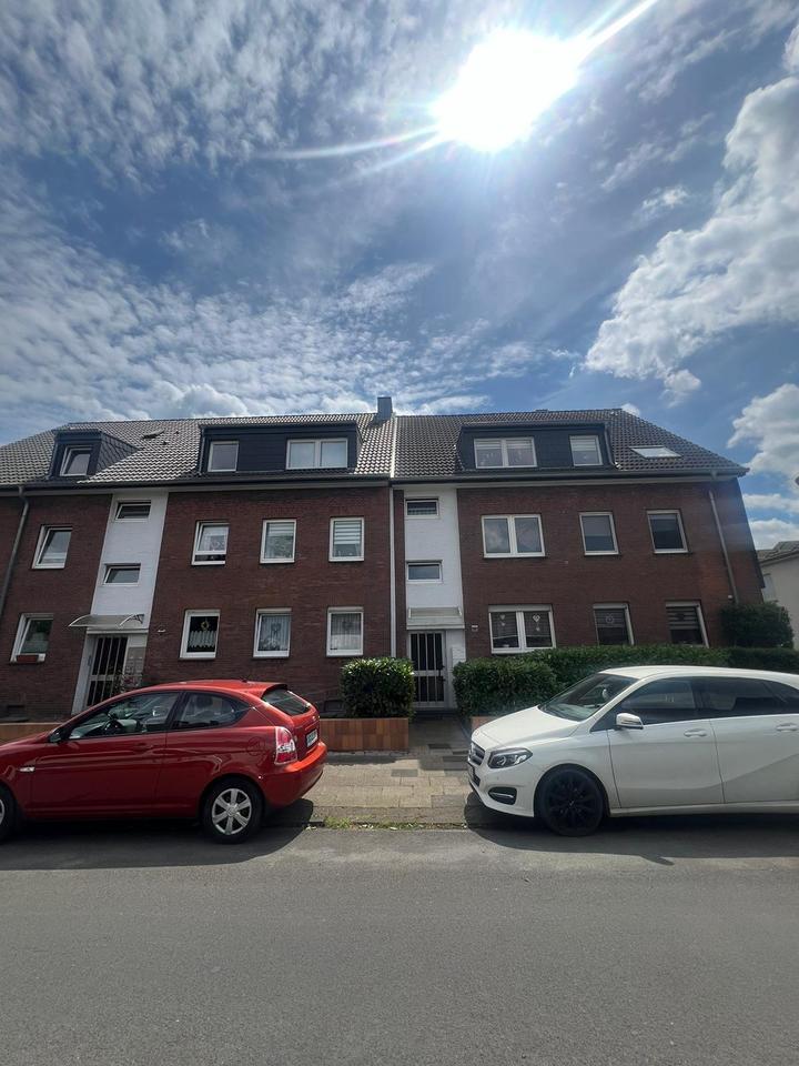 Vermieten EG Wohnung mit Balkon in Klosterhardt Süd, gestrichen zimmer