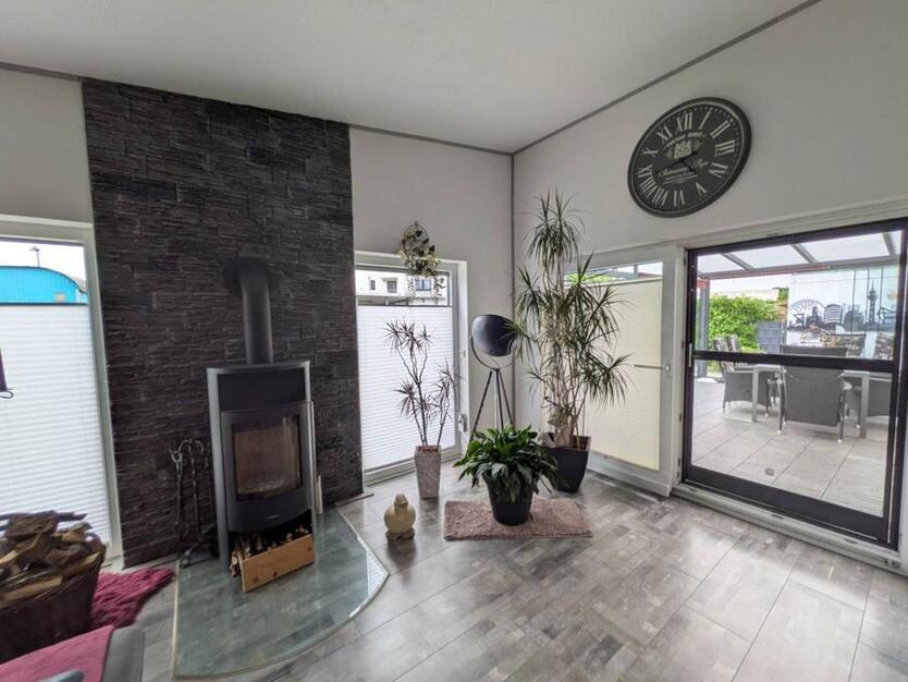 Ohne Makler: Bungalow (Barrierefreimit Pool) in Dortmund-Brecht. zimmer