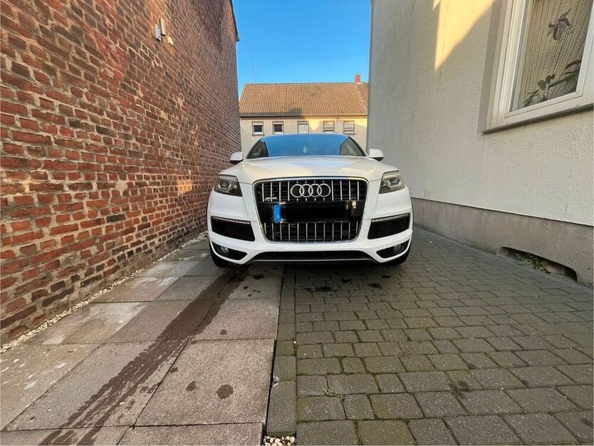 Q7