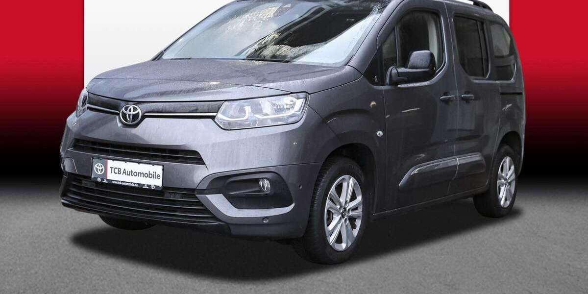 Toyota Proace City 24.768 km 24.499 &euro; Gelsenkirchen 45894