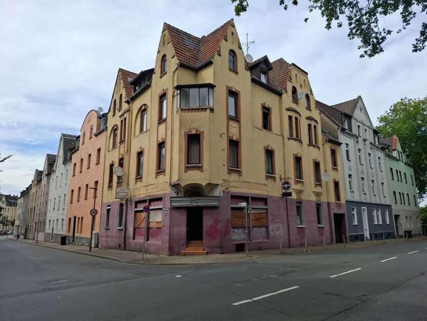 Haus zum Kaufen in Gelsenkirchen 1.019.950 € 662 m² 26 zimmer