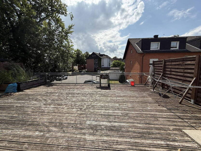 2,5-Zimmer Eigentumswohnung mit fast 100 m² Dachterrasse 2 zimmer