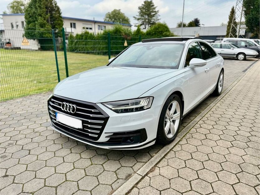 Audi A8 151.000 km 43.500 € gelsenkirchen 45892