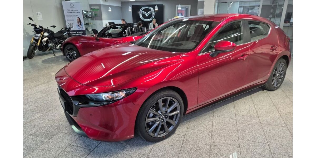 Mazda 3 2.728 km 27.000 &euro; Datteln 45711