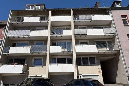 1 Monat nettokaltmietfrei! Frisch renovierte 2-Zimmer-Wohnung in zentraler Lage