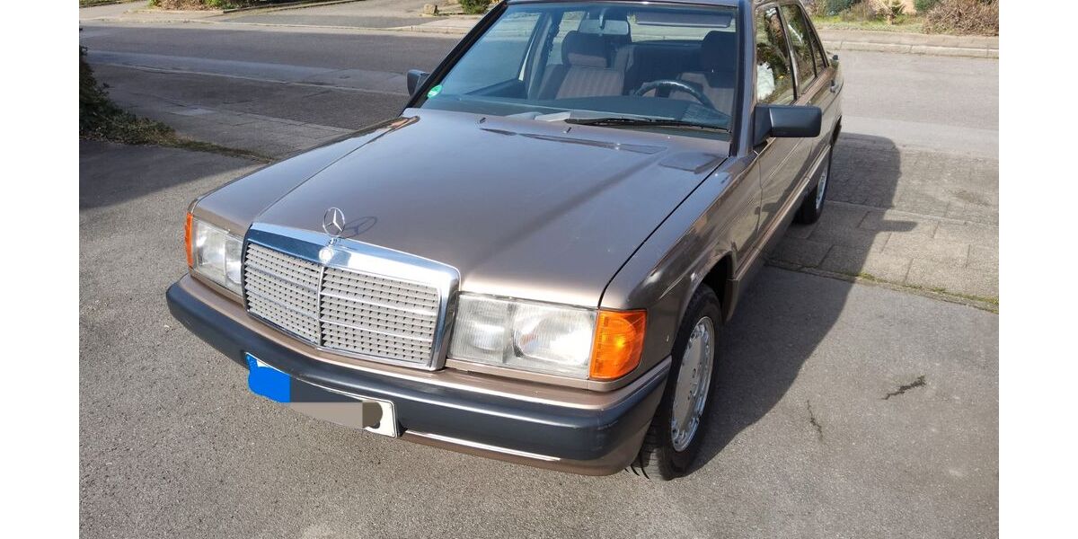 Mercedes-Benz 190 49.280 km 6.300 &euro; Essen 45259