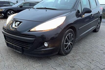 Peugeot 207 166.000 km 3.500 &euro; Gelsenkirchen 45884