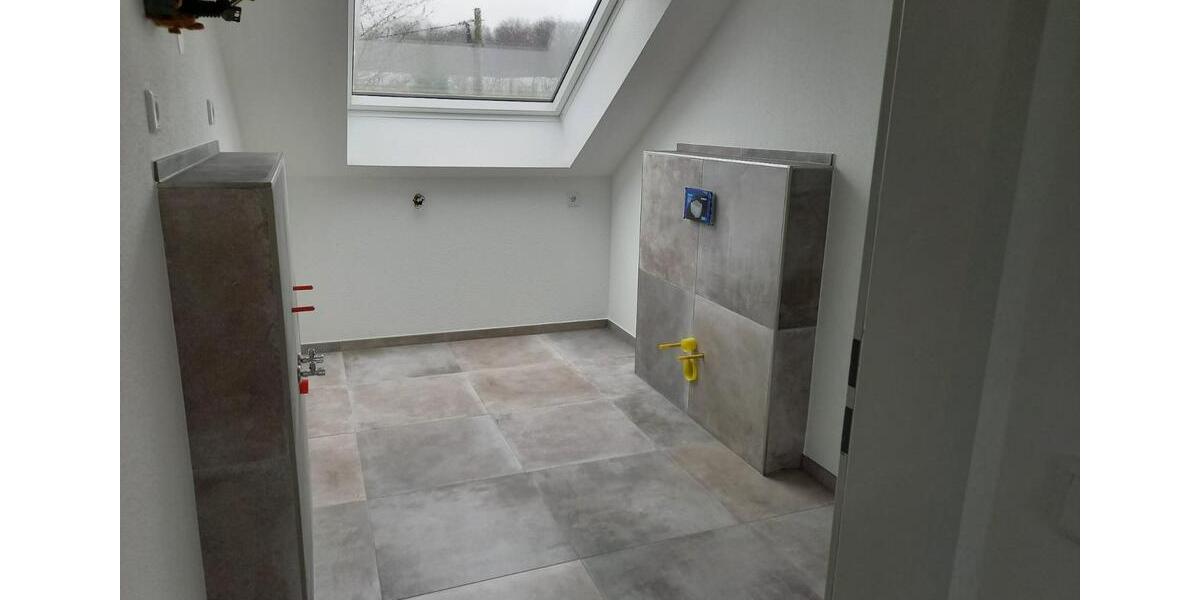 Dachgeschoßwohnung Recklinghausen Grullbad - 3.5 Zimmer, 150 m&sup2;, 995&euro; | Angebot:24382805