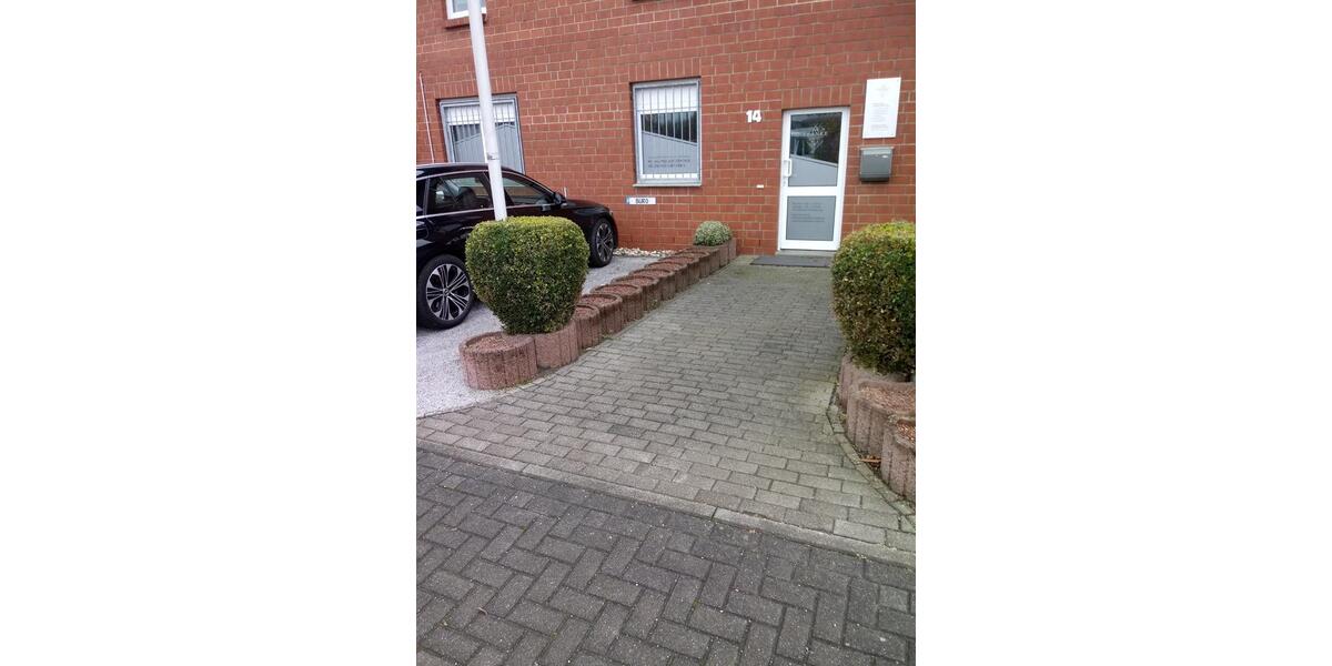 Werkhalle mit Büro im Gewerbegebiet Dernekamp zimmer