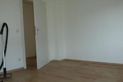 Renovierte 2.5 Zimmer Wohnung 2 zimmer
