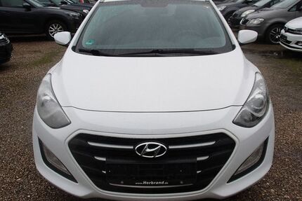 Hyundai i30 200.000 km 4.499 &euro; Oberhausen 46045