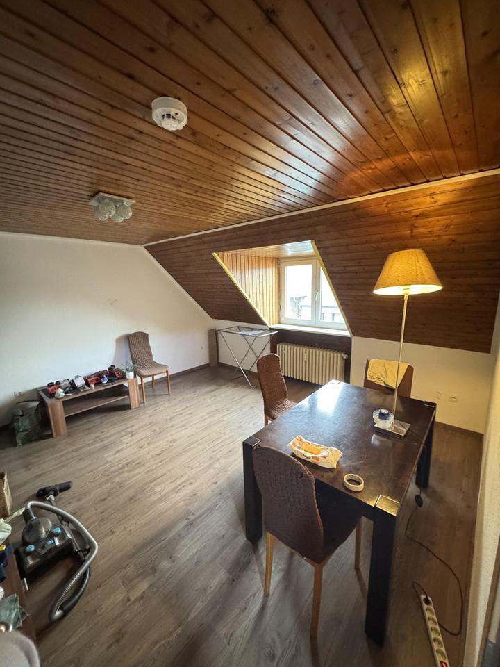 Schöne 3 Zimmer-Wohnung zu vermieten zimmer