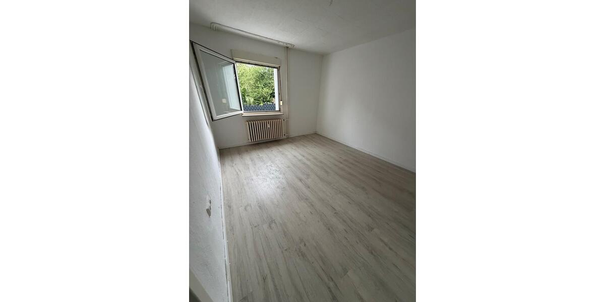 Mehrfamilienhaus, Wohnhaus Gelsenkirchen Gelsenkirchen-West - 15 Zimmer, 254 m&sup2;, 365.000&euro; | Angebot:27064147