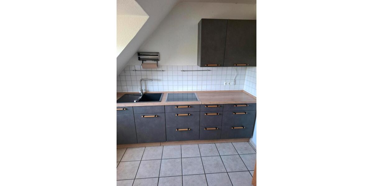 Dachgeschoßwohnung Gladbeck Alt-Rentfort - 3.5 Zimmer, 68 m&sup2;, 885&euro; | Angebot:26311838