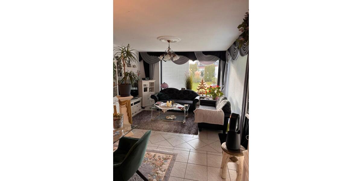 Reihenhaus Dortmund Brackel - 4.5 Zimmer, 100 m&sup2;, 330.000&euro; | Angebot:26145616