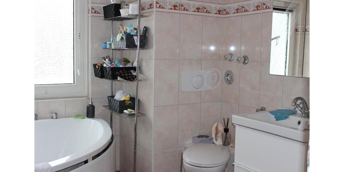 Doppelhaushälfte Gelsenkirchen Gelsenkirchen-Nord - 6.5 Zimmer, 170 m&sup2;, 360.000&euro; | Angebot:26480376