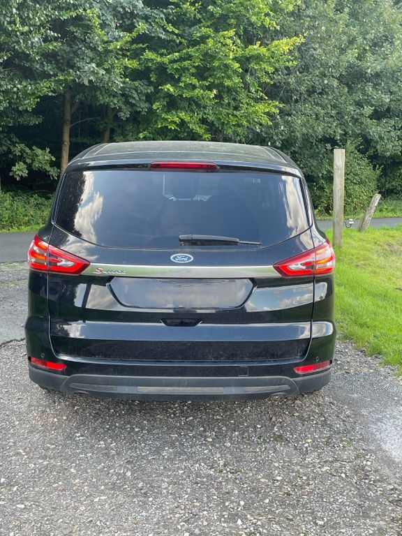 Ford S-Max 123.000 km 13.800 € Bochum 44879