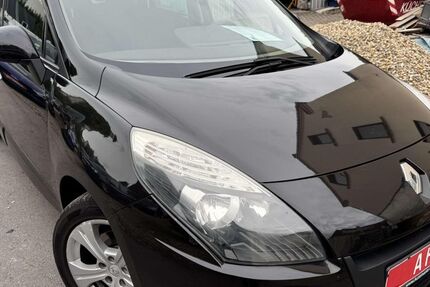 Renault Scenic 148.000 km 3.699 € Dortmund 44388