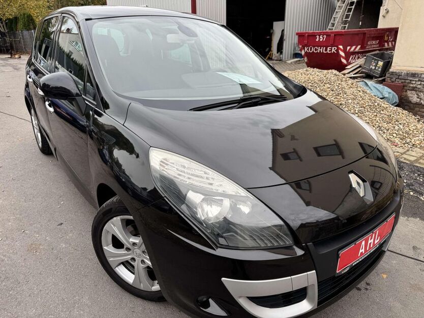 Renault Scenic 148.000 km 3.699 € Dortmund 44388