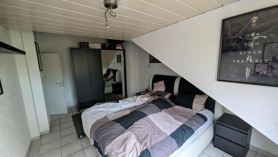 Dachgeschoßwohnung Dortmund Hörde - 3.5 Zimmer, 90 m&sup2;, 860&euro; | Angebot:26213287
