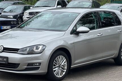 VW Golf 153.211 km 8.390 &euro; Recklinghausen 45665